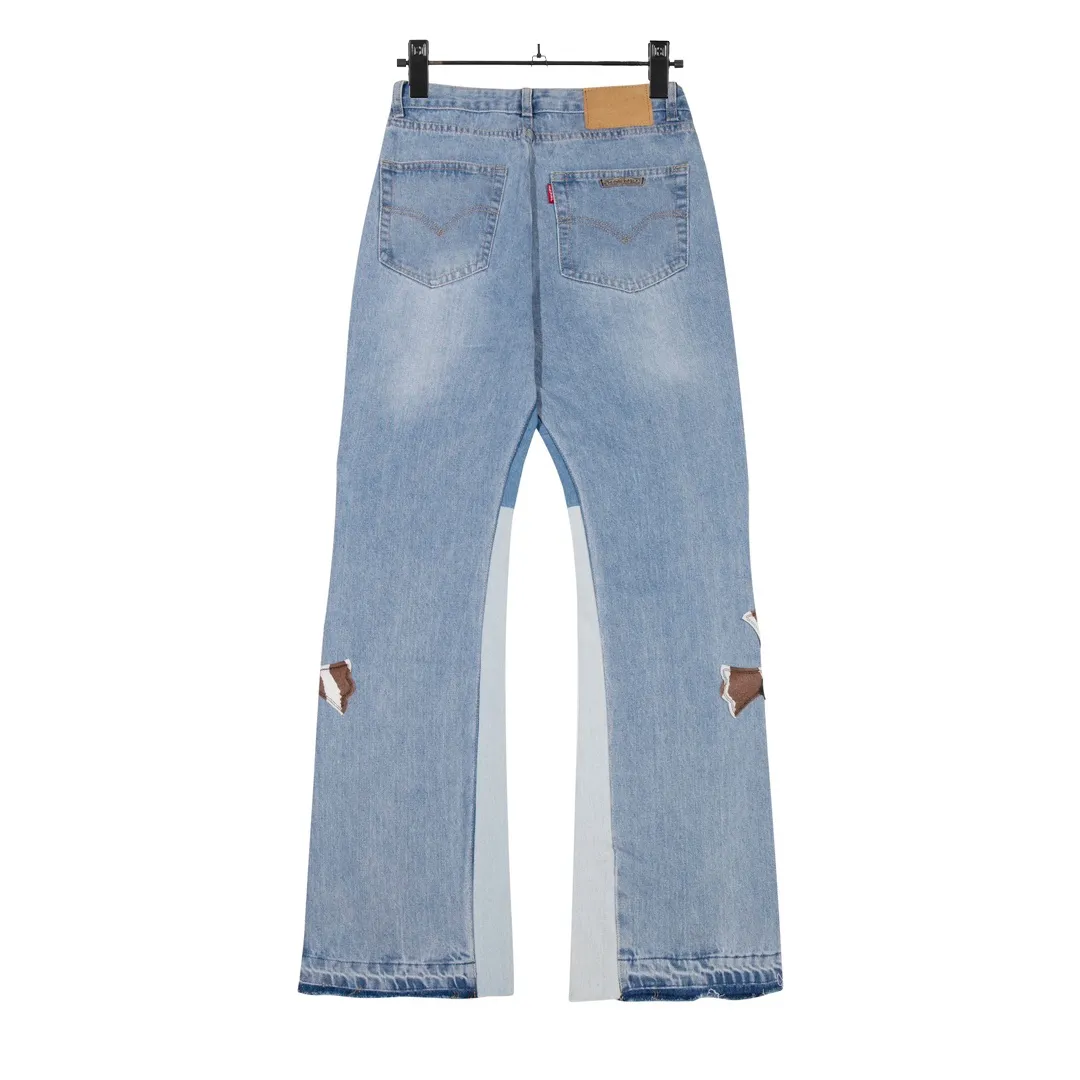 #8039 P270💰 GALLERY DEPT heavy-duty horsehair splicing color-blocked flared leather jeans. Original purchased and patterned to truly restore the ultimate vintage texture. Italian special cowhide print and then cut. Customized sheepskin three-layer thick thread leather. The whole body is spliced in heavy water washing process. Craftsmen hand-splash ink. You can see the details. Three-dimensional cutting version. Loose and comfortable, not picky on the figure. Look taller and thinner. Factory precision. Original quality control. Same style for men and women. Can be matched with couples. Versatile recommendation. Must-have jeans for all seasons. Color: blue Size: S-XXL (corresponding to 28-36)